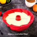 Silicone swirl cake mold